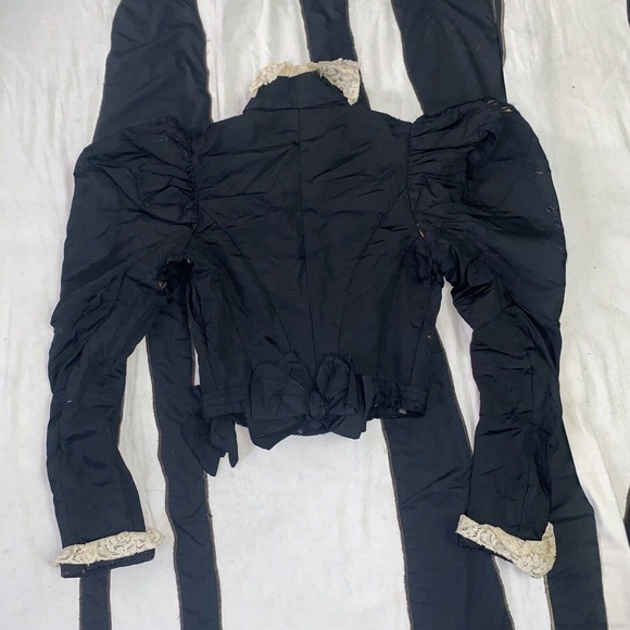 Antique Victorian Leg of Mutton Sleeve Jet Bead Silk Bodice Needlework 1890s - Picture 11 of 16